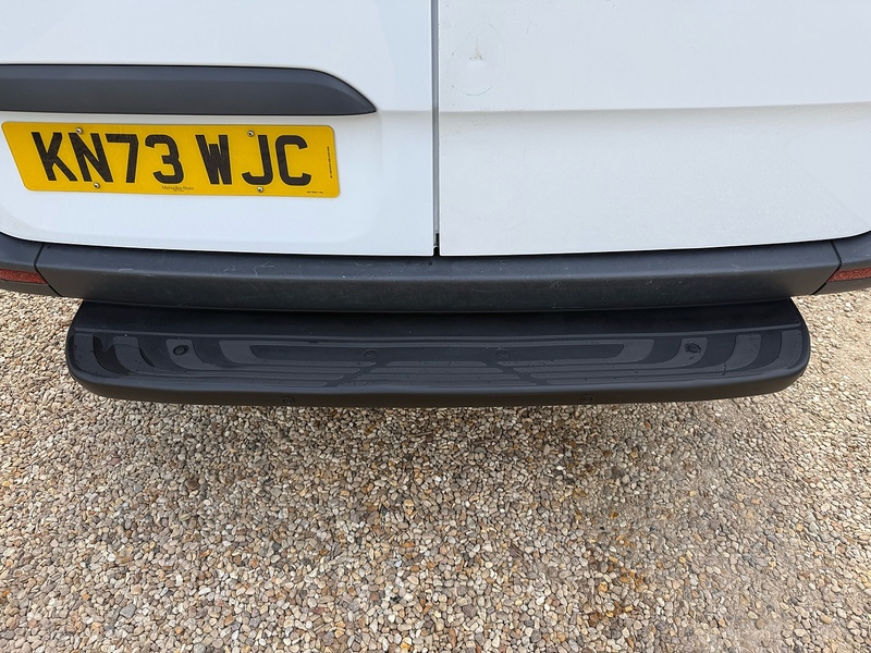 Mercedes-Benz 315 CDI Progressive 2.0 L3 LWB PANEL VAN - WHITE