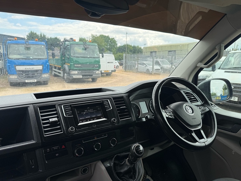 Volkswagen TDI T28 BlueMotion Tech Highline 2.0 L1 H1 SWB PANEL VAN - GREY