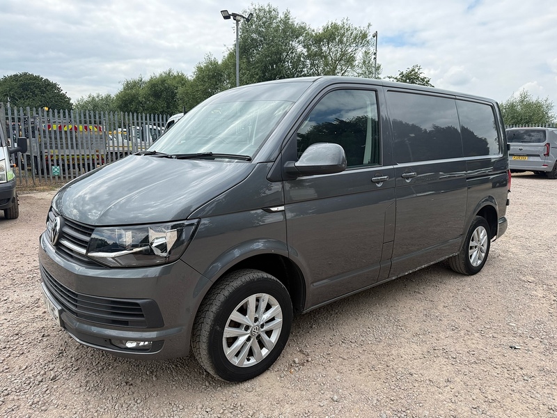 Volkswagen TDI T28 BlueMotion Tech Highline 2.0 L1 H1 SWB PANEL VAN - GREY
