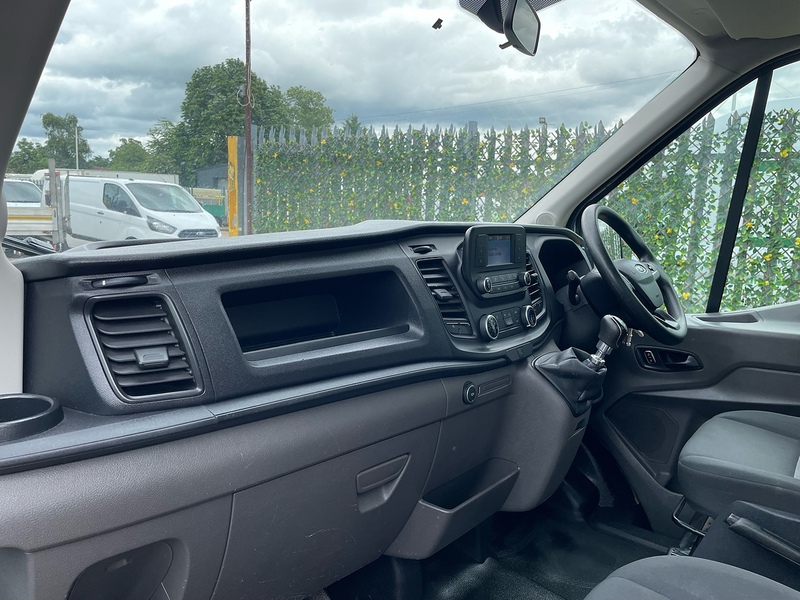 Ford 350 2.0 EcoBlue Leader L4 XLWB DROPSIDE TAIL LIFT - SILVER