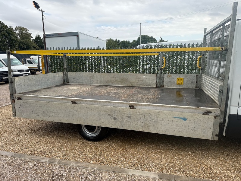 Iveco D HPI 14V 35S 3750 2.3 L3 LWB 14FT DROPSIDE - WHITE 2.3 2dr Dropside Manual Diesel