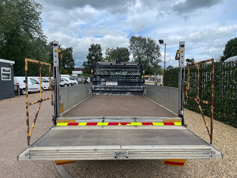 Ford 350 2.0 EcoBlue Leader L4 XLWB DROPSIDE TAIL LIFT - SILVER
