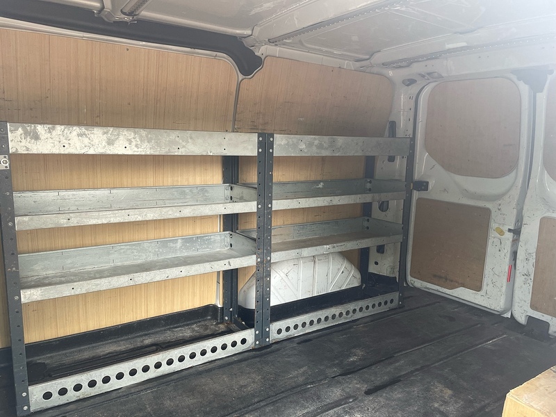Ford 300 2.0 EcoBlue Limited L1 H1 SWB PANEL VAN - WHITE