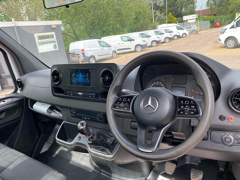 Mercedes-Benz 315 CDI Progressive 2.0 L3 LWB 14FT DROPSIDE - TAIL LIFT