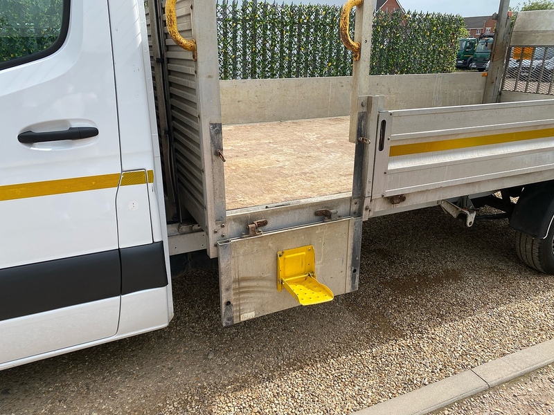 Mercedes-Benz 315 CDI Progressive 2.0 L3 LWB 14FT DROPSIDE - TAIL LIFT