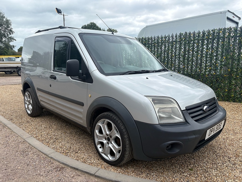 Ford TDCi T200 1.8 L1 H1 SWB PANEL VAN - SILVER