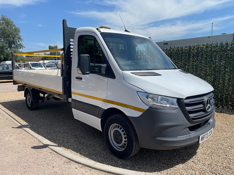 Mercedes-Benz 317 2.0 CDI Progressive L3 LWB DROPSIDE - WHITE