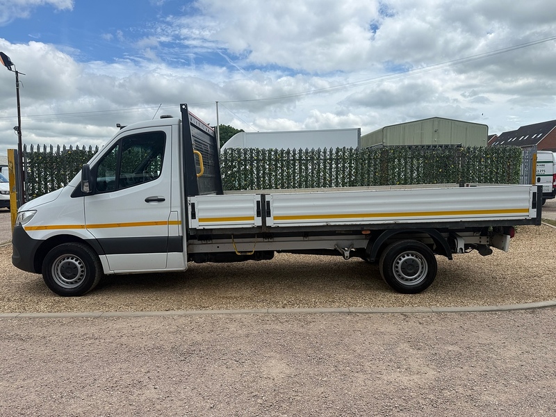 Mercedes-Benz 317 CDI Progressive 2.0 170bhp LWB 14FT DROPSIDE