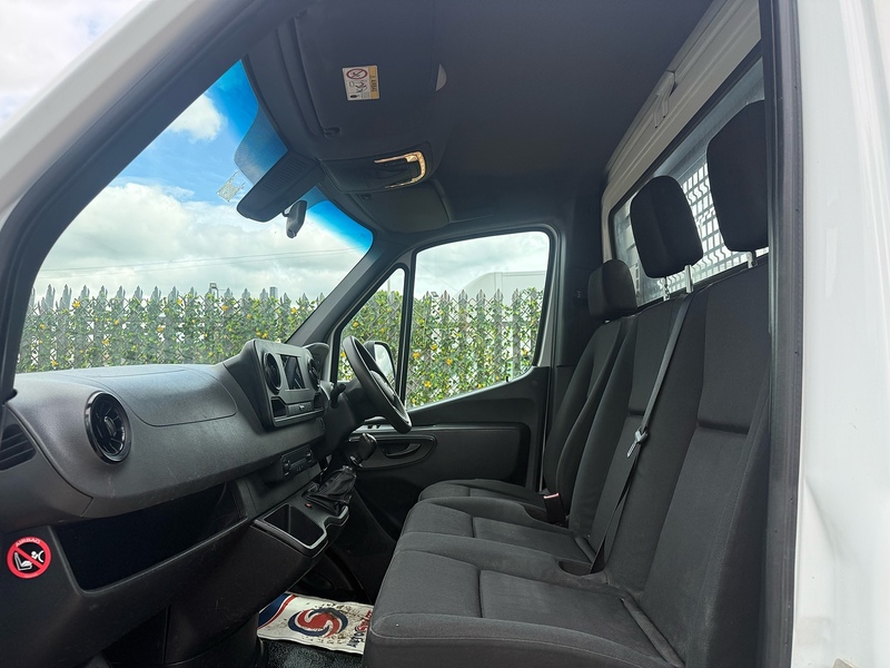 Mercedes-Benz 317 CDI Progressive 2.0 170bhp LWB 14FT DROPSIDE