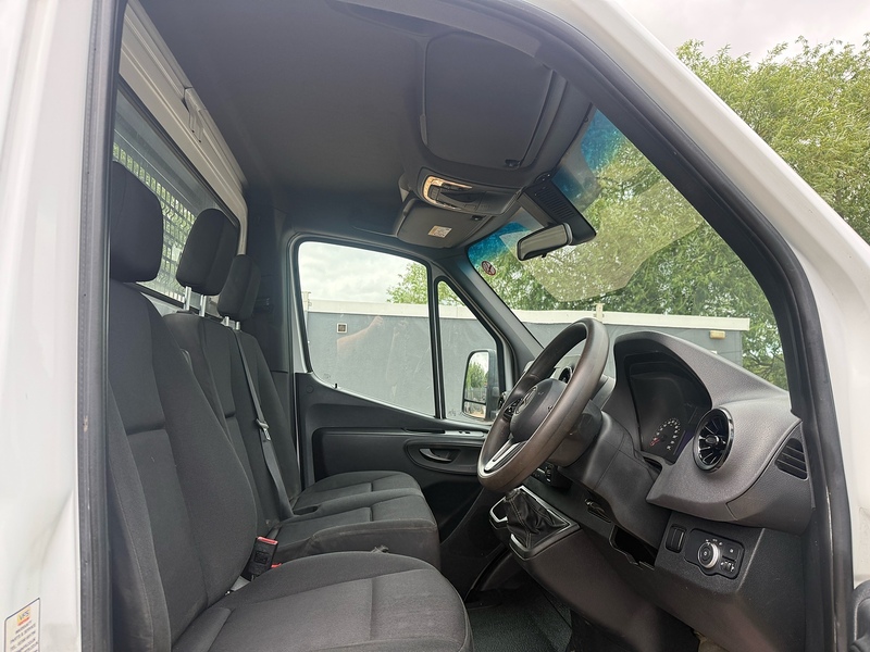 Mercedes-Benz 317 CDI Progressive 2.0 170bhp LWB 14FT DROPSIDE