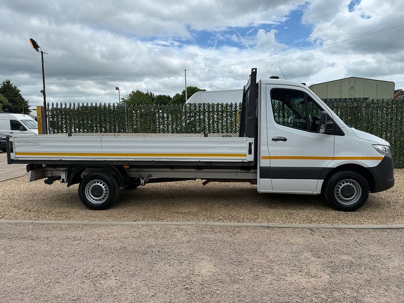 Mercedes-Benz 317 CDI Progressive 2.0 170bhp LWB 14FT DROPSIDE