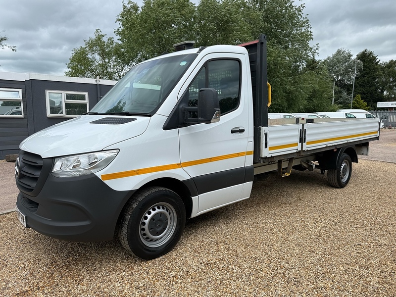 Mercedes-Benz 317 CDI Progressive 2.0 170bhp LWB 14FT DROPSIDE
