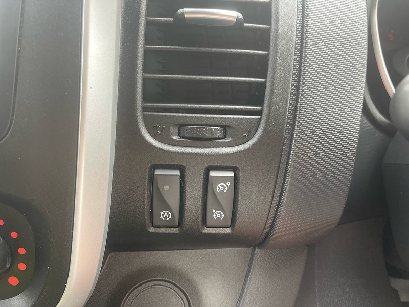Renault dCi ENERGY 28 Sport L1 H1 SWB PANEL VAN - MERCURY