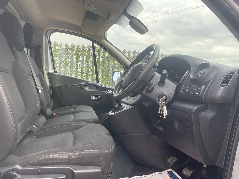 Renault dCi ENERGY 28 Sport L1 H1 SWB PANEL VAN - MERCURY