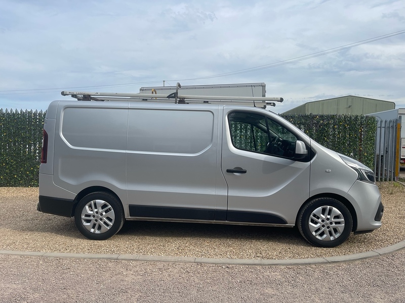 Renault dCi ENERGY 28 Sport L1 H1 SWB PANEL VAN - MERCURY