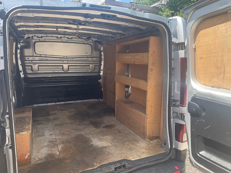 Renault dCi ENERGY 28 Sport L1 H1 SWB PANEL VAN - MERCURY