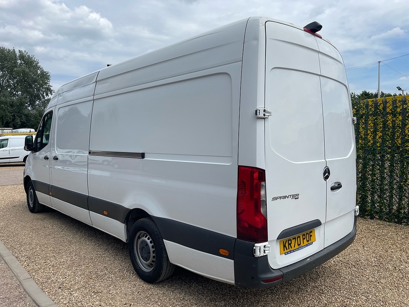 Mercedes-Benz 315 2.0 CDI Progressive L3 LWB PANEL VAN