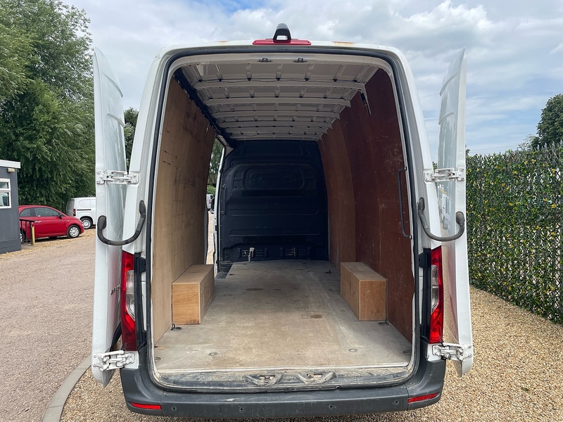 Mercedes-Benz 315 2.0 CDI Progressive L3 LWB PANEL VAN