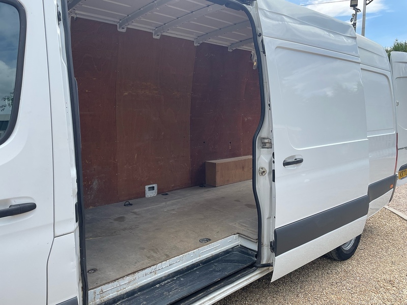 Mercedes-Benz 315 2.0 CDI Progressive L3 LWB PANEL VAN