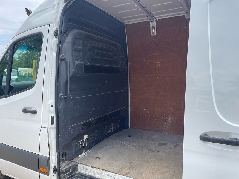 Mercedes-Benz 315 2.0 CDI Progressive L3 LWB PANEL VAN