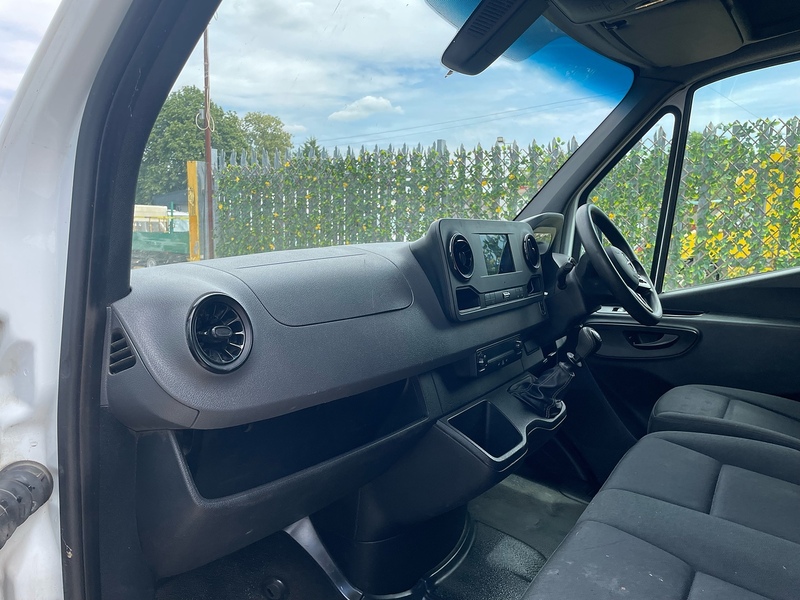 Mercedes-Benz 315 2.0 CDI Progressive L3 LWB PANEL VAN