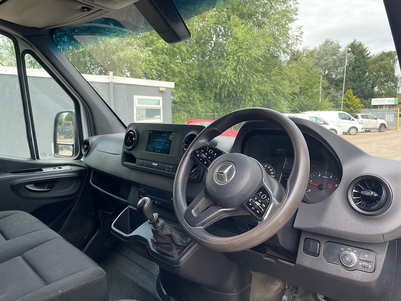 Mercedes-Benz 315 2.0 CDI Progressive L3 LWB PANEL VAN