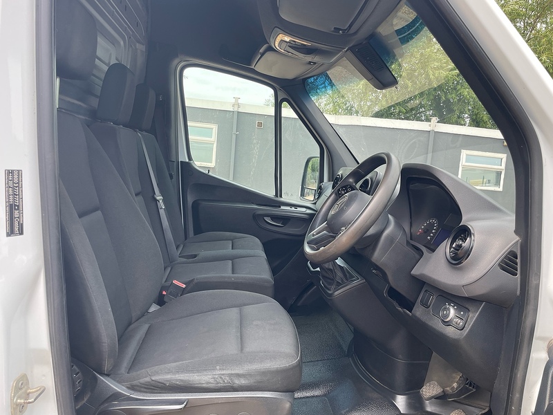 Mercedes-Benz 315 2.0 CDI Progressive L3 LWB PANEL VAN