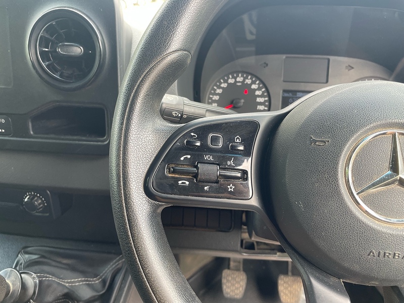 Mercedes-Benz 315 2.0 CDI Progressive L3 LWB PANEL VAN
