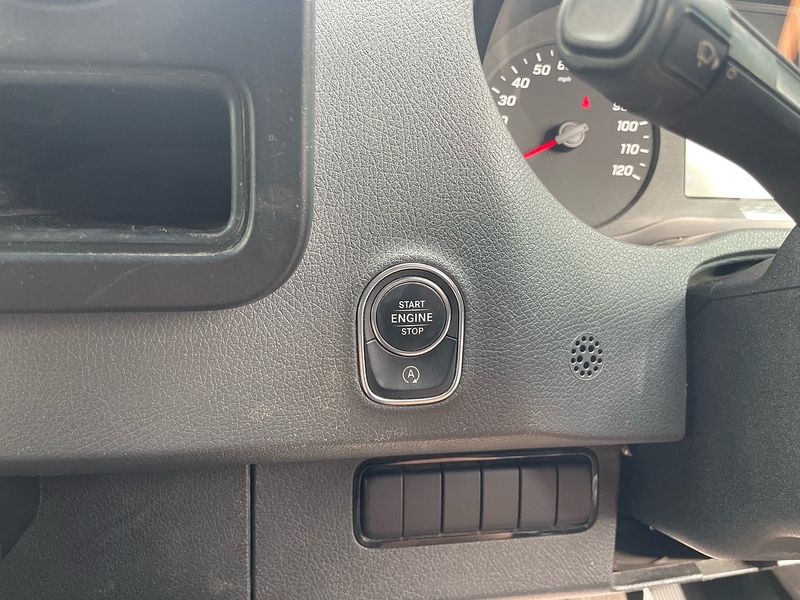 Mercedes-Benz 315 2.0 CDI Progressive L3 LWB PANEL VAN