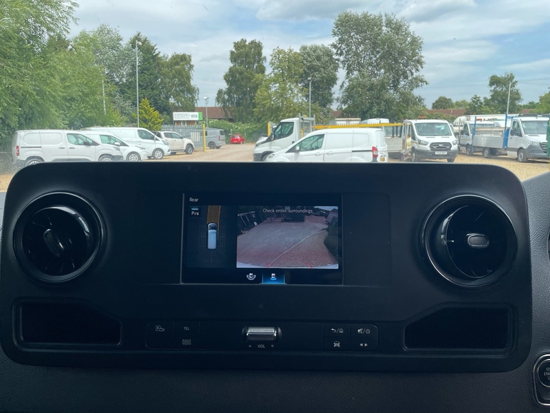 Mercedes-Benz 315 2.0 CDI Progressive L3 LWB PANEL VAN