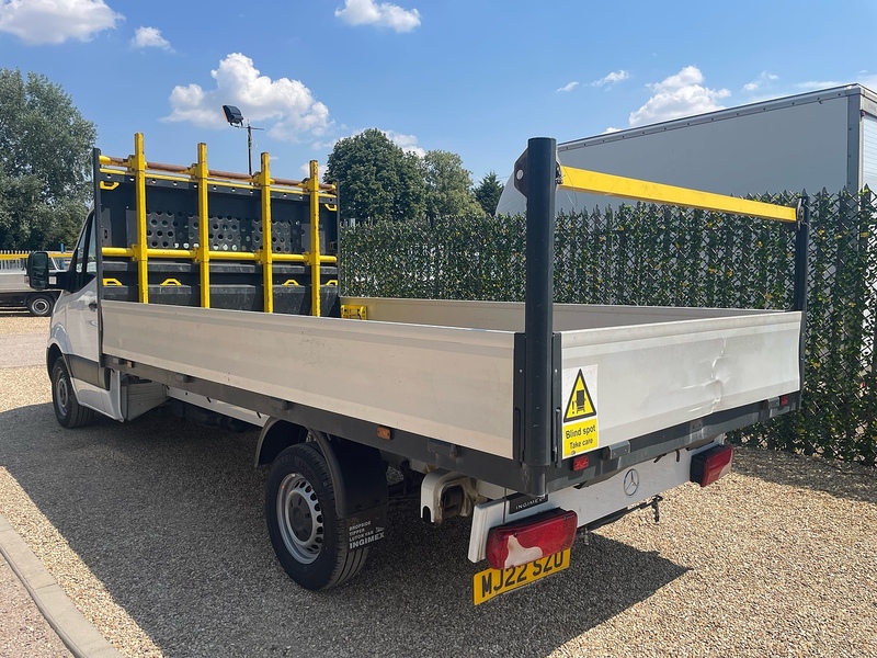 Mercedes-Benz 315 2.0 CDI Progressive L3 LWB DROPSIDE - WHITE