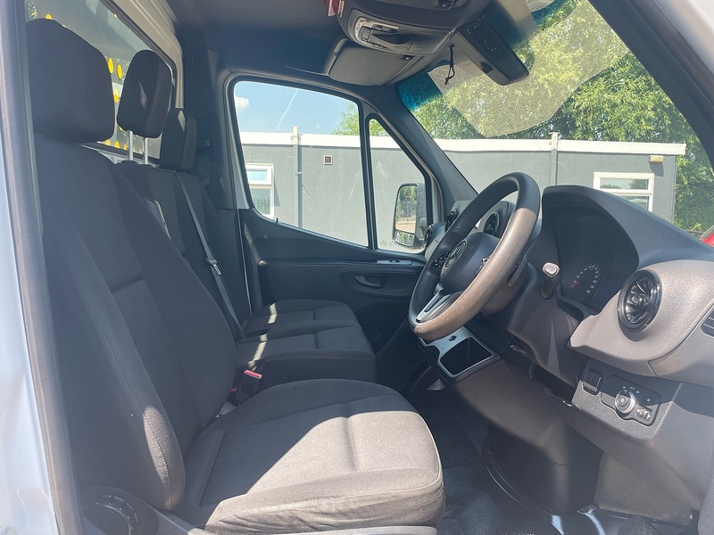 Mercedes-Benz 315 2.0 CDI Progressive L3 LWB DROPSIDE - WHITE
