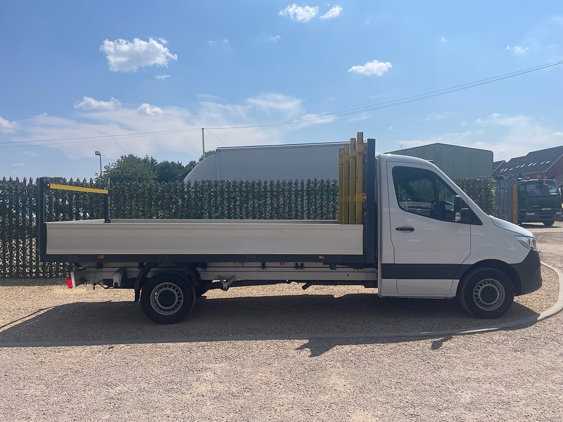 Mercedes-Benz 315 2.0 CDI Progressive L3 LWB DROPSIDE - WHITE