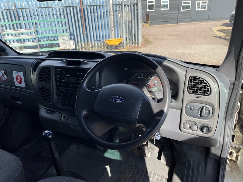 Ford 2.4 Minibus Manual Diesel
