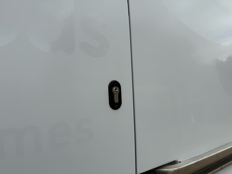 Citroen 2.2 BlueHDI 33 Enterprise SWB L1 H1 PANEL VAN - WHITE