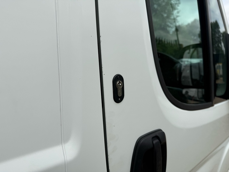 Citroen 2.2 BlueHDI 33 Enterprise SWB L1 H1 PANEL VAN - WHITE