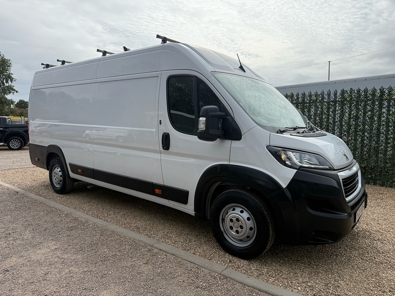 Peugeot BlueHDi 435 2.2 Professional L4 XLWB PANEL VAN - WHITE