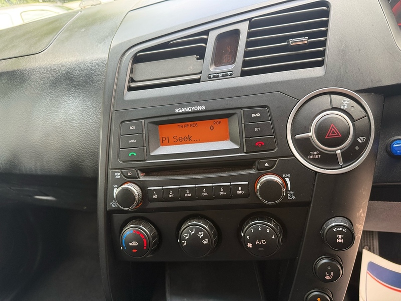 SsangYong D EX 2.0 4X4 4WD DOUBLE CAB PICK UP TRUCK