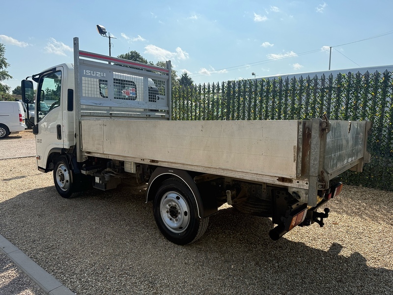 Isuzu N35.125S SWB Tipper