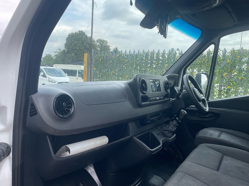 Mercedes-Benz 315 2.0 CDI Progressive L3 LWB DROPSIDE - WHITE