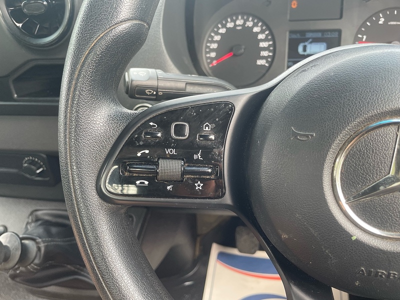 Mercedes-Benz 315 2.0 CDI Progressive L3 LWB DROPSIDE - WHITE