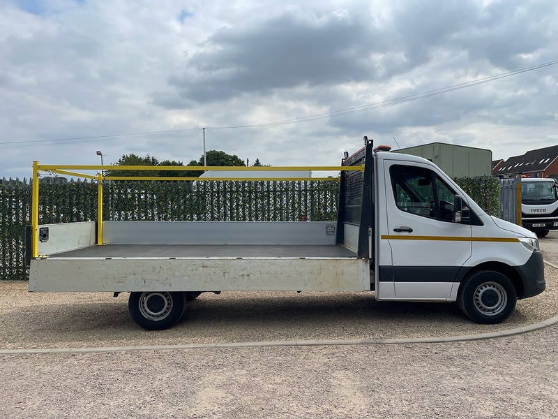 Mercedes-Benz 315 2.0 CDI Progressive L3 LWB DROPSIDE - WHITE
