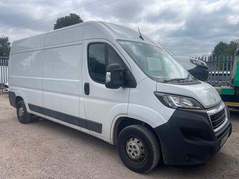 2.2 BlueHDi 335 Professional Premium + Panel Van 5dr Diesel Manual L3 H2 Euro 6 (s/s) (140 ps)
