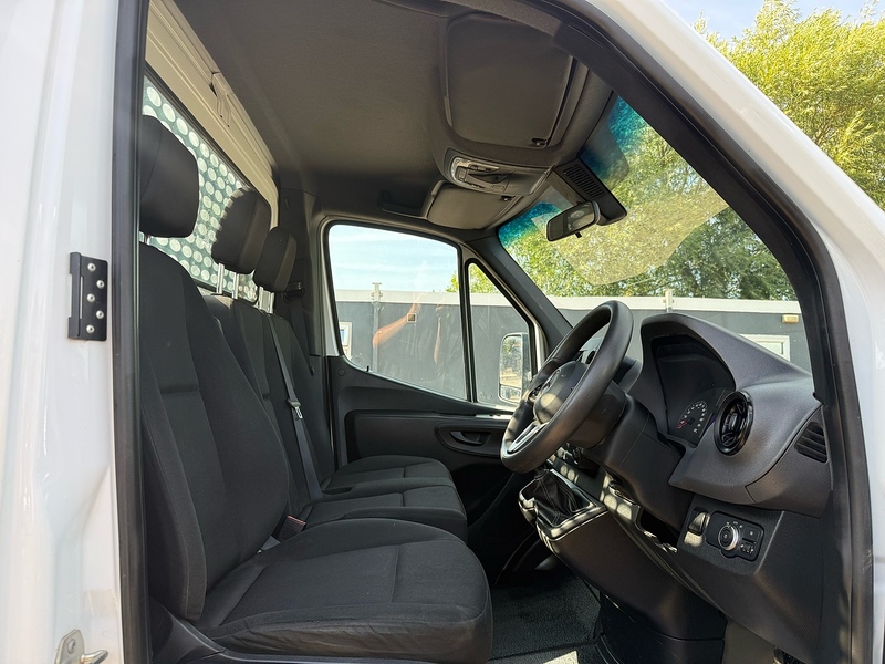 Mercedes-Benz 315 2.0 CDI Progressive MWB TIPPER - WHITE