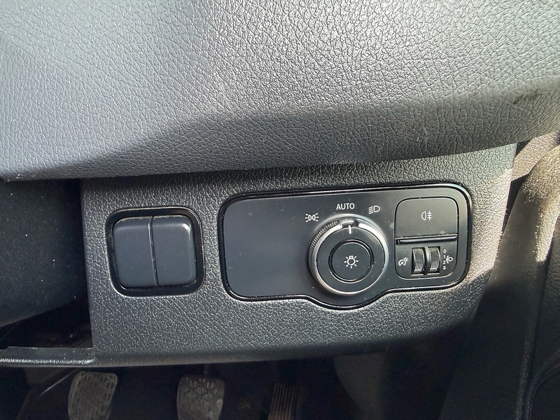 Mercedes-Benz 315 CDI Progressive 2.0 2dr Dropside Manual Diesel