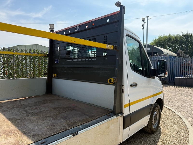 Mercedes-Benz 315 CDI Progressive 2.0 2dr Dropside Manual Diesel