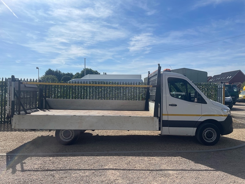 Mercedes-Benz 315 2.0 CDI Progressive L3 LWB 14FT DROPSIDE TAIL LIFT - WHITE