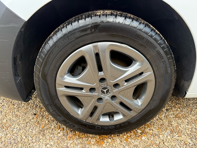 Mercedes-Benz 110 1.5 CDI Progressive SMALL PANEL VAN