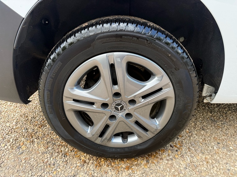 Mercedes-Benz 110 1.5 CDI Progressive SMALL PANEL VAN