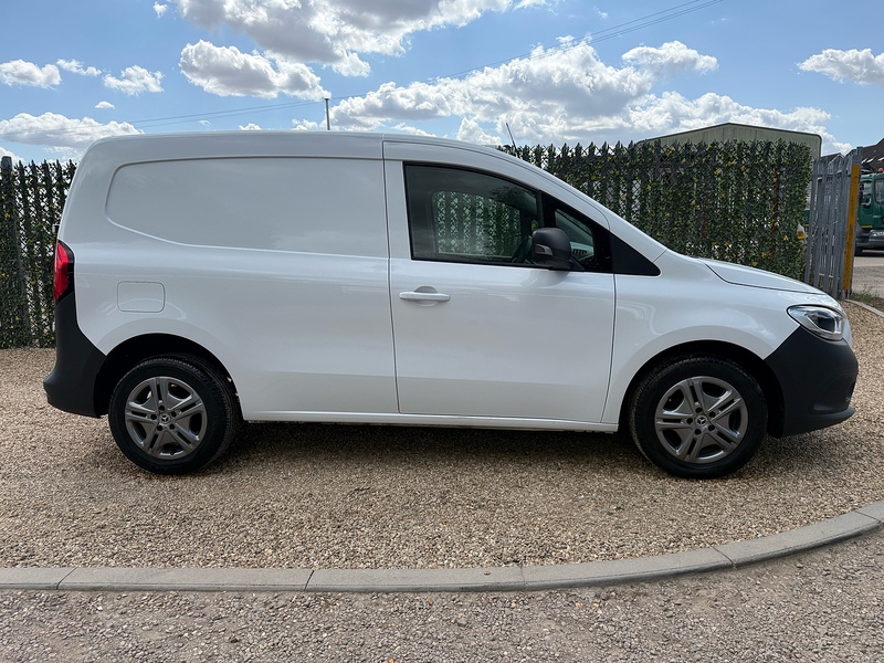 Mercedes-Benz 110 1.5 CDI Progressive SMALL PANEL VAN